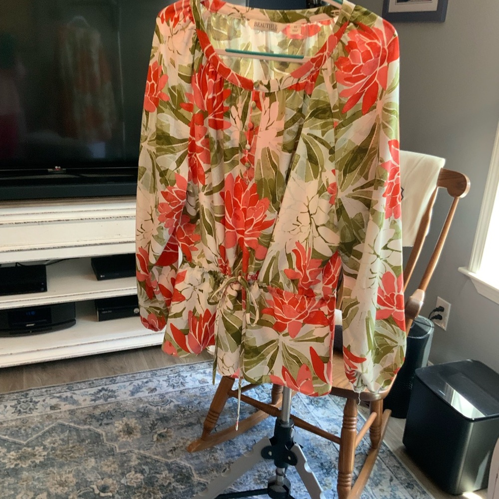 Elegant Floral Women's Blouse